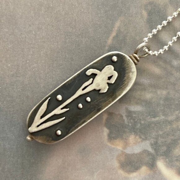 LANGUAGE OF STONES Sterling Hollow Form Two Sided Floral Pendant Necklace: NWOT! - Picture 5 of 10